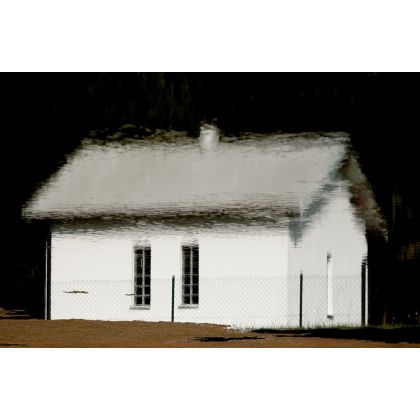 Mały biały domek., Dariusz Żabiński, fotografia artystyczna