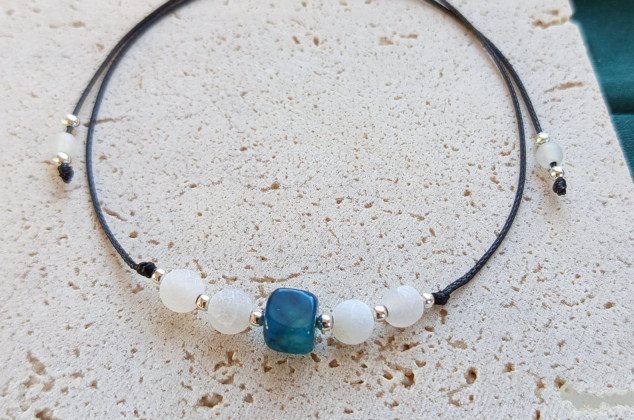 Solomi - ART ; Nina - bransoletka z naturalnymi kamieniami.