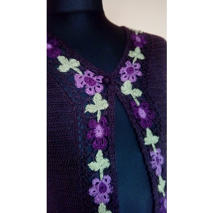 Danuta Zgoł - swetry - Sweterek z kwiatami foto #1