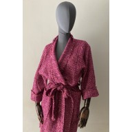 Kimono z frędzlami wiązane paskiem aplikacja.