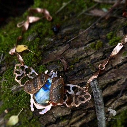 Naszyjnik z labradorytem i motylem, Buggy Jewels, korale,naszyjniki