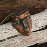 Wisior maska wenecka art clay