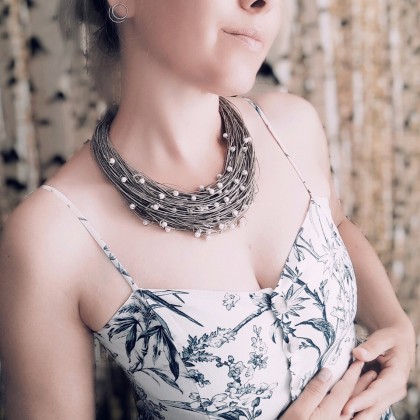 Dominika Brzozowska - komplety - komplet biżuterii lnianej z białymi perełkami foto #2