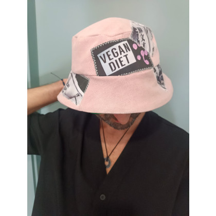 Marcin Waśka - upcycling design - Bucket hat- kapelusz vegan diet foto #4