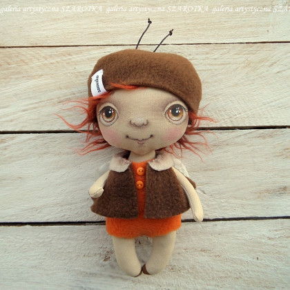 szarotka - inne - Lala - ŻUCZEK, dekoracja tekstylna, OOAK, pocket doll foto #2