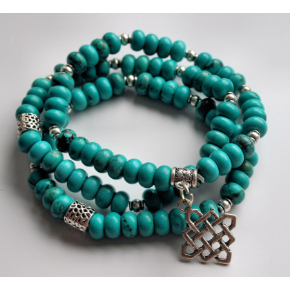 Komplet trzech bransoletek z howlitu na gumce, Katarzyna Gątkiewicz, bransoletki