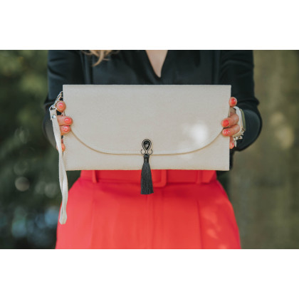 Beżowa kopertówka, kremowa torebka z czarnym chwostem, kopertówka ivory, Soutacheria, kopertówki