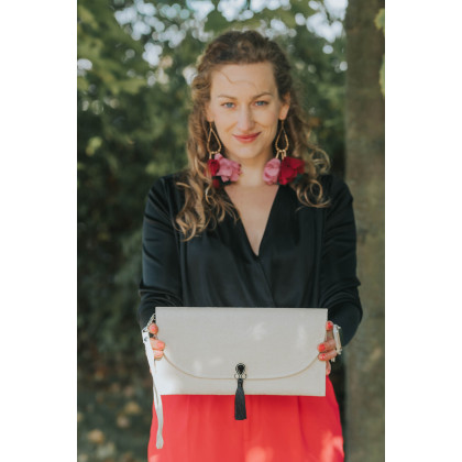 Soutacheria - kopertówki - Beżowa kopertówka, kremowa torebka z czarnym chwostem, kopertówka ivory foto #3