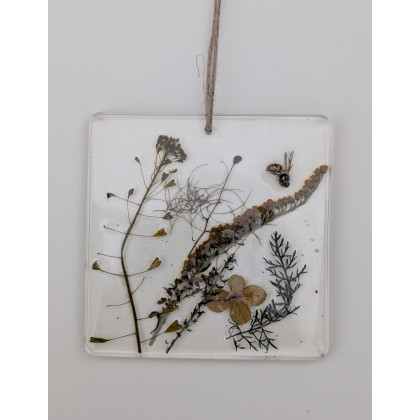 Ewelina Zajączkowska - dekory wiszące - Łąka zatopiona w żywicy - dekor foto #1