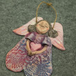 Anioł Radości. Ceramiczny Aniołek. Dekor wiszący