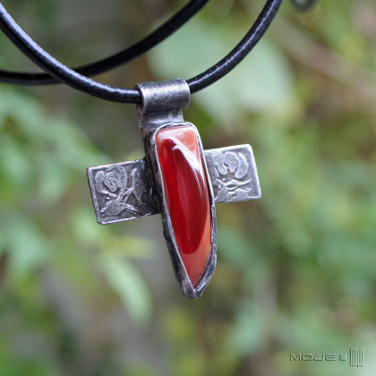 Moje MW - wisiory - Krzyż z czerwienią V foto #1