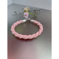 Bransoletka Z Różowych Koralików Sznur Z Serduszkiem 25.17