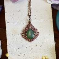 Miedziany wiktoriański wisiorek z awenturynem #357