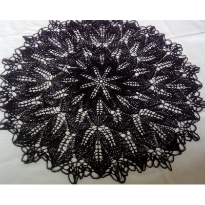 Danuta Zgoł - serwety, serwetki - Duży obrus na drutach 150 cm foto #3