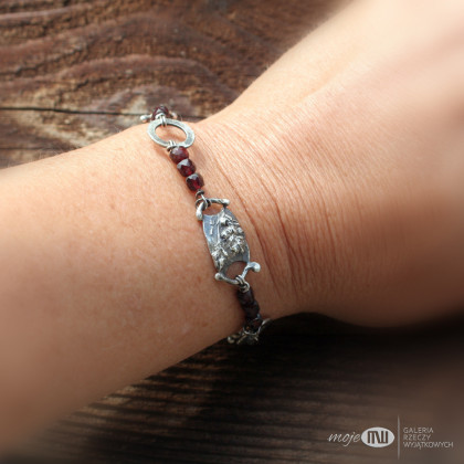 Moje MW - bransoletki - W trawie z granatami foto #3