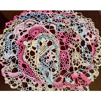 Danuta Zgoł - serwety, serwetki - Obrus Freeform foto #2