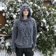 UNIKATOWY SWETEREK Z KAPTUREM.