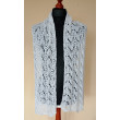 Biały szal z kaszmirem, na drutach