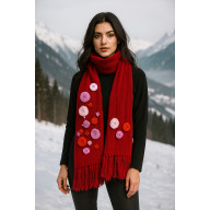 Piękny, ciepły szal w kolorze popielatym z haftowanymi kwiatami.