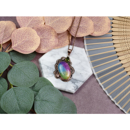 Witchcraft Apparel - wisiory - Miedziany ozdobny wisiorek z tęczowym kwarcem solarnym i peridotem #549 foto #2