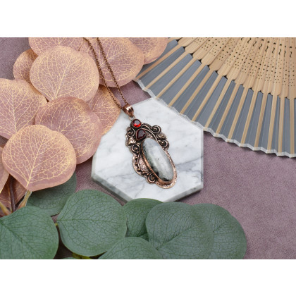 Witchcraft Apparel - wisiory - Miedziany ozdobny wisiorek z kamieniem księżycowym i granatem #551 foto #2