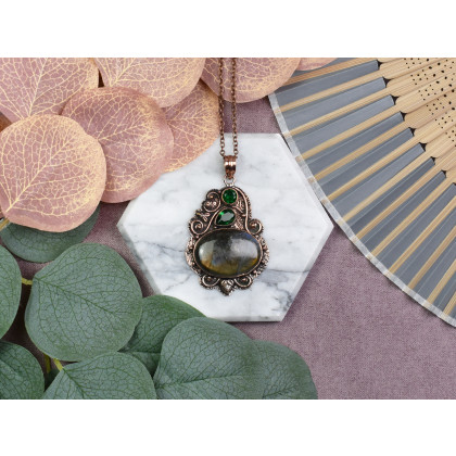 Witchcraft Apparel - wisiory - Miedziany ozdobny wisiorek z labradorytem i zielonym kwarcem #559 foto #3
