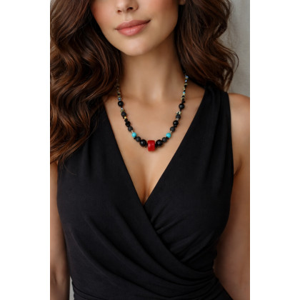 Naszyjnik Z Czarnych Korali I Bryłki Korala Czerwonego, unikatart, korale,naszyjniki