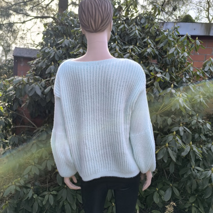 MarMat - swetry - Miętowy, oversizowy sweter z bufkami foto #3