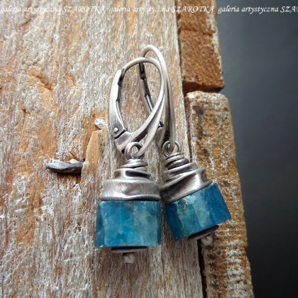 PRYWATNE OCEANY kolczyki z apatytu i srebra, szarotka, kolczyki