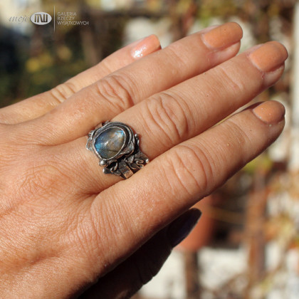 Moje MW - pierścionki - Labra w zawijasach foto #4