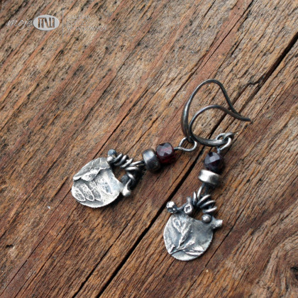 W trawie z granatem, Moje MW, kolczyki 