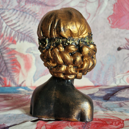 Justyna Jaszke - rzeźby - Rzeźba z gipsu duża Kobieta z kwiatami na oczach wys. 14 cm foto #3