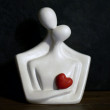 Rzeźba z gipsu, Para Zakochanych, biała, wys. 12,2 cm