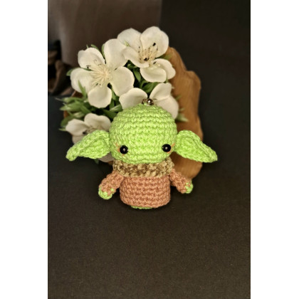 Yulia Szczerbak - drobne upominki - Zawieszka Dziecko Yoda na szydełku brelok Keychain bawełna foto #1