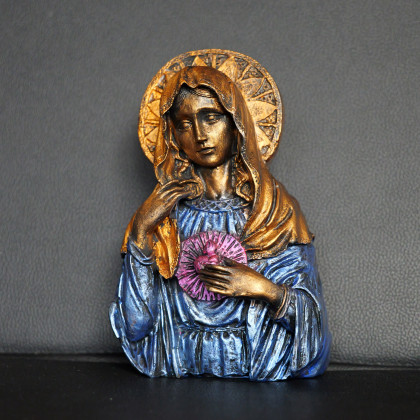 Rzeźba Matki Boskiej niebiesko-różowa wys. 15,5 cm, Justyna Jaszke, rzeźby