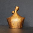 Rzeźba Para Zakochanych miodowe złoto wys. 11,8 cm
