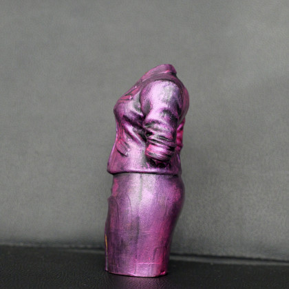 Justyna Jaszke - rzeźby - Rzeźba kobieta w fioletowym kostiumie wys. 12 cm foto #2