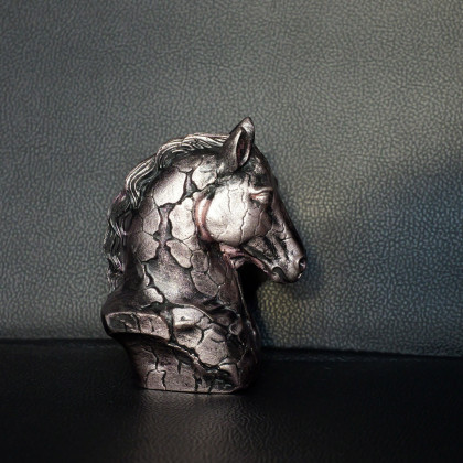 Rzeźba srebrny koń wys. 9,5 cm, Justyna Jaszke, rzeźby