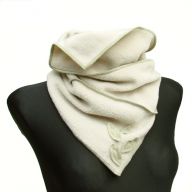 HAPPY WINTER NECK