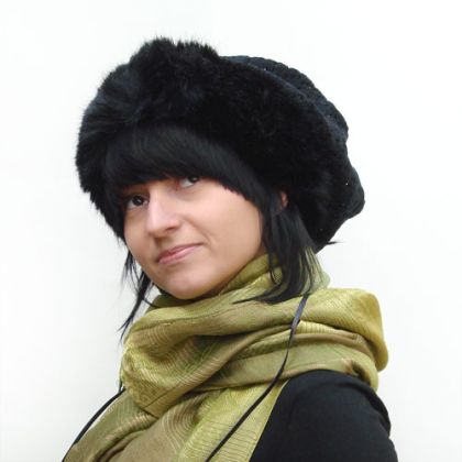 czapa z futerkiem, halo-pracownia, czapki