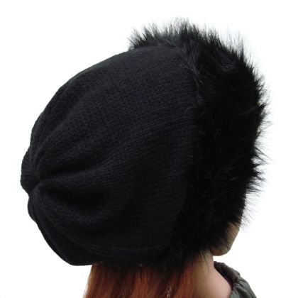 halo-pracownia - czapki - czapa z futerkiem foto #1