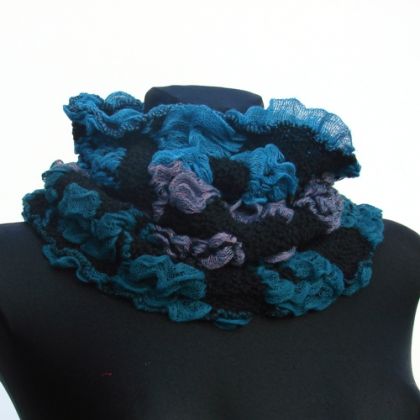 kwiatowa tuba w turkusach, halo-pracownia, kominy,tuby