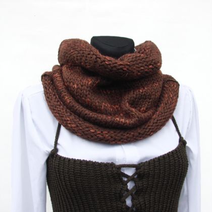 czekoladowa tuba-golf , halo-pracownia, czapki