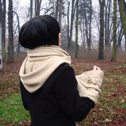 halo-pracownia - czapki - szalokaptur z mufką beżowy foto #1