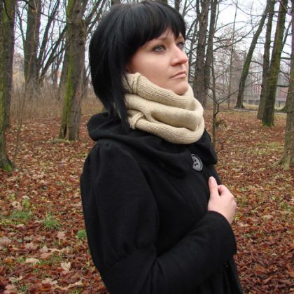 golfokaptur beżowy, halo-pracownia, kominy,tuby