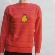 SWETER Z GRUSZKĄ - S