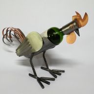 Metalowy stojak na wino- Kura