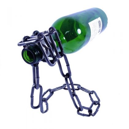 Asdom Metal Design - upcycling design - Stojak na wino ze starego łańcucha foto #2