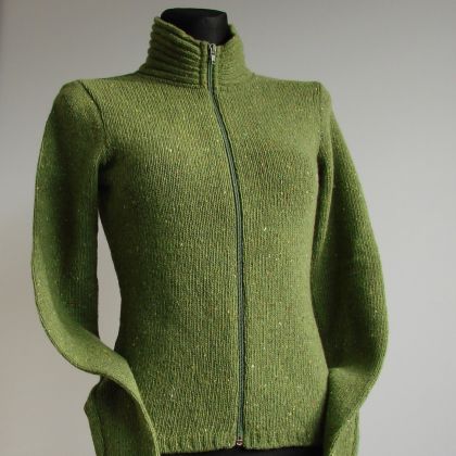 zielona stójka, halo-pracownia, swetry