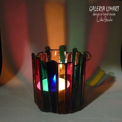 PREZENT. Kolorowy lampion ze szkła, Galeria LiMaRt, lampy, świeczniki